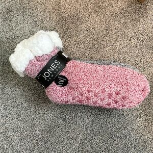 Jones New York Pink and Gray Fuzzy Socks